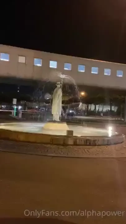 Is that umbrella can i break it he is a man as is not made from sugar 