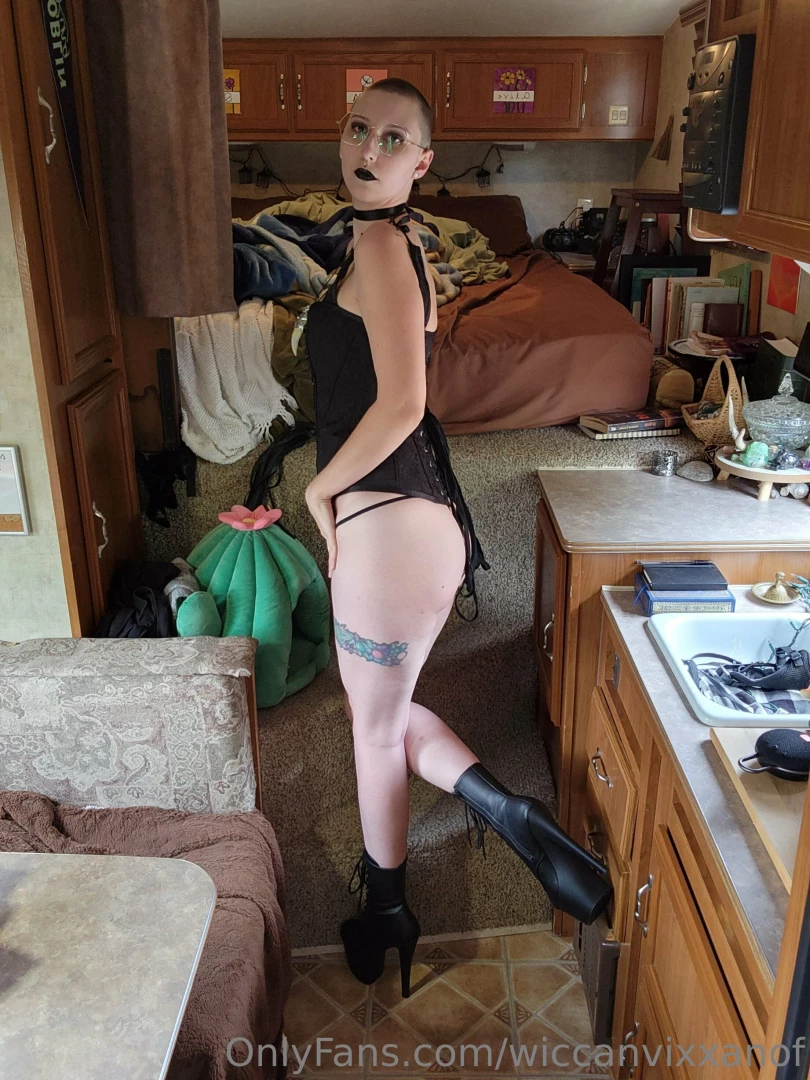 Worship my perfect body part 13 