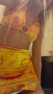 belleolivia3 - Was very tipsy last night and feeling naughty so i snook out of the 