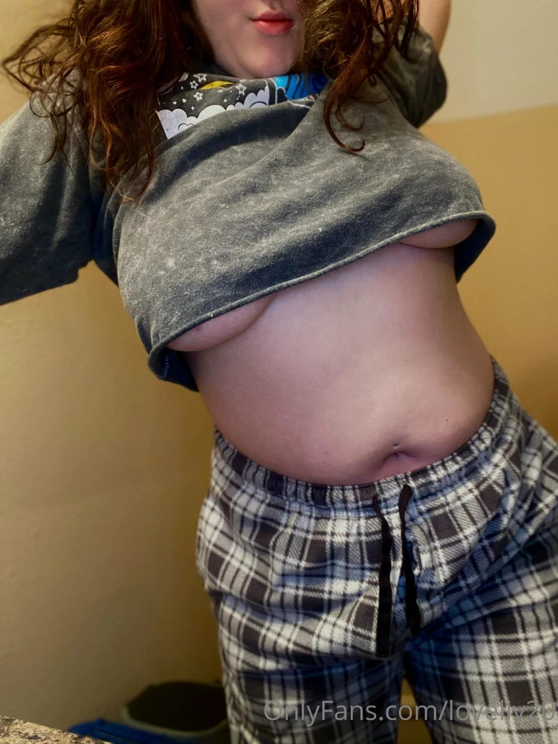 Todays my last day lounging in amp it d be a lot better if i was 