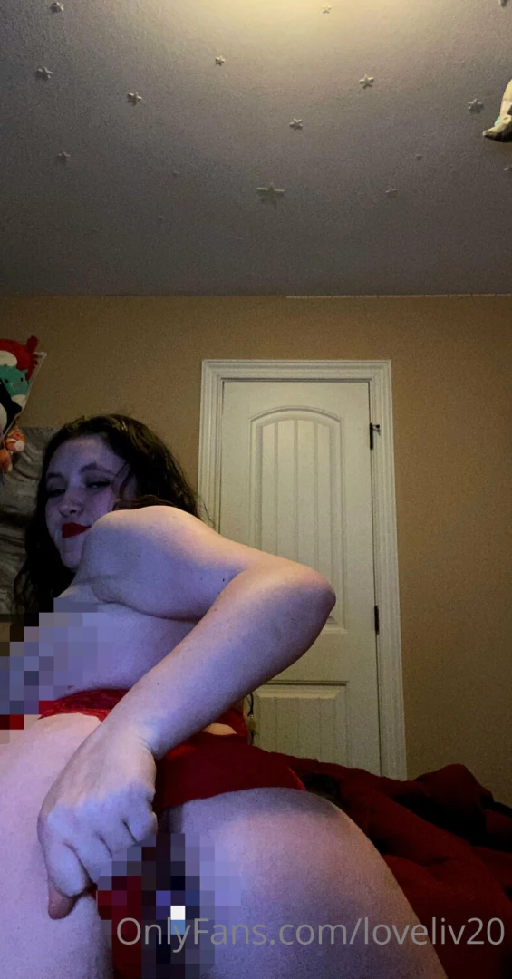 Loveliv21 17 amp 2 https onlyfans com loveliv21 