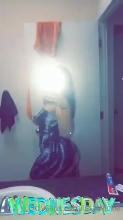 Ass so fat make a nigga look back at it 