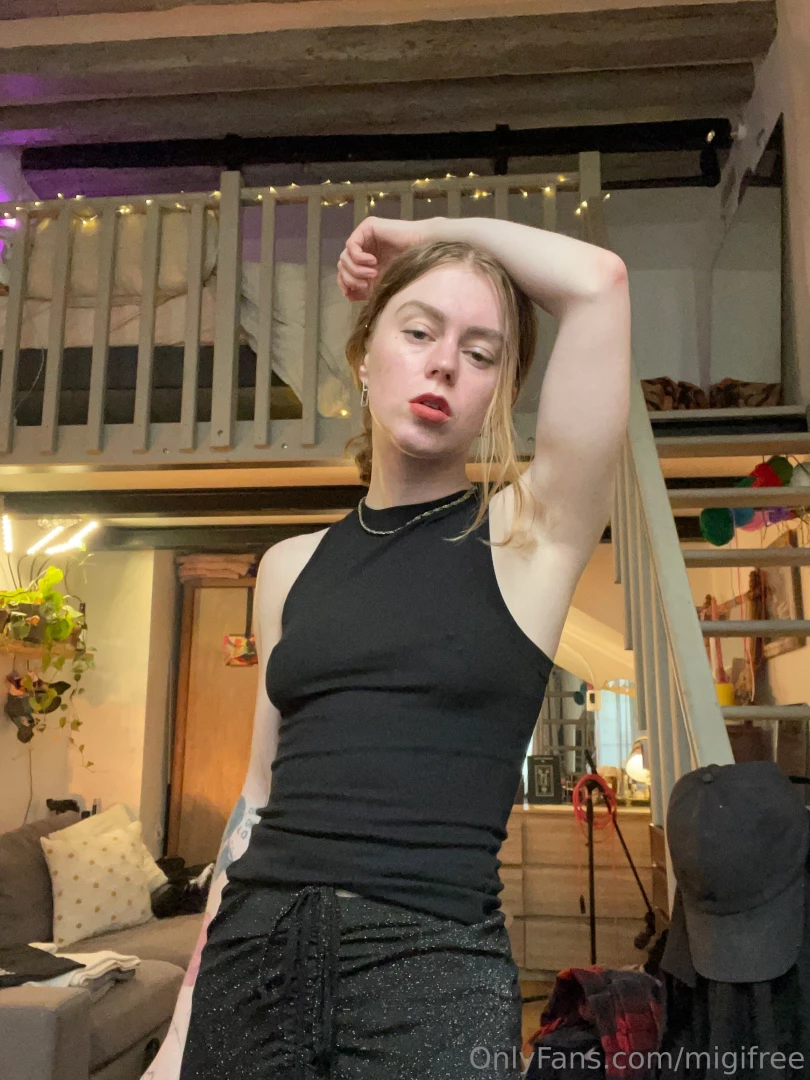 Love my naturally blonde pits migistardust more on my vip page 