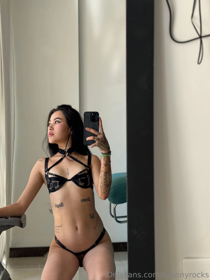 Hi welcome to my onlyfans 