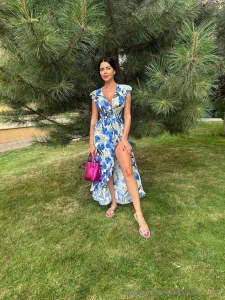 Do you think the dresses look good on me part 1