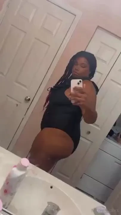 Have you ever been in the water with a baddie 