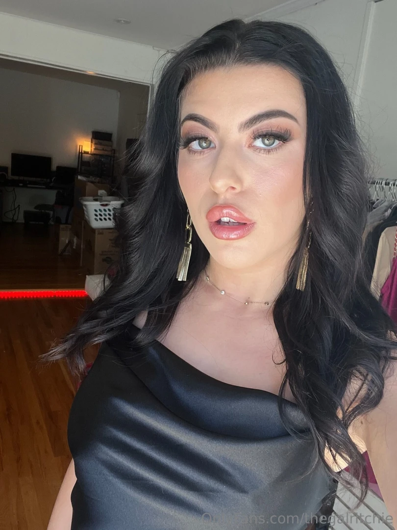 Buy me dinner tonight i ll treat you back 