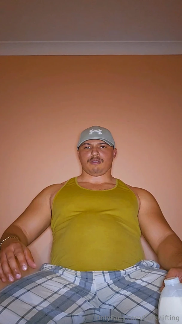 You know my fat ass can t resit full fat milk lol part 3 