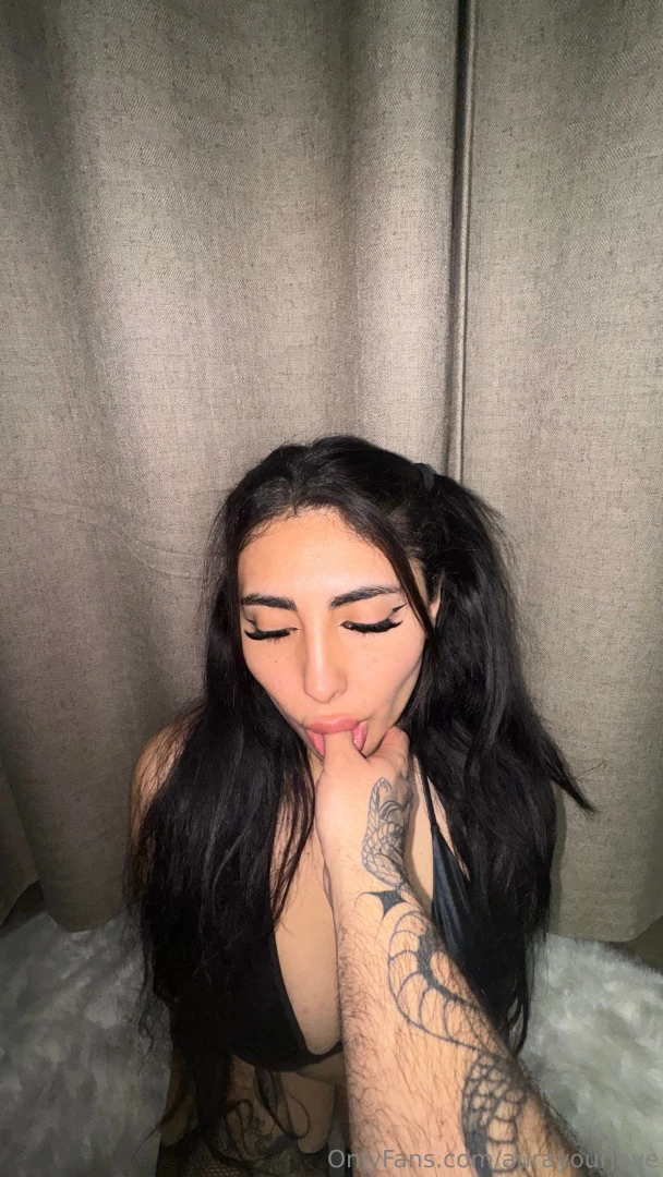 Que rico es chupar el dedo as y m s si es el tuyo part 3 