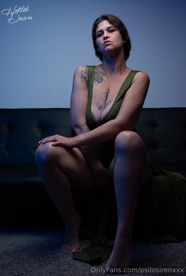 Good morning babe i have a very special friend of mine coming to visit 