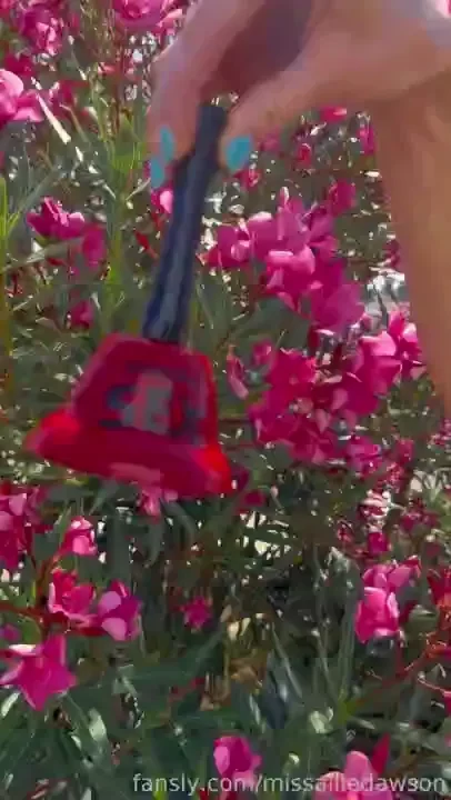 I m ringing public exhib publicnudity petite exhibitionist 