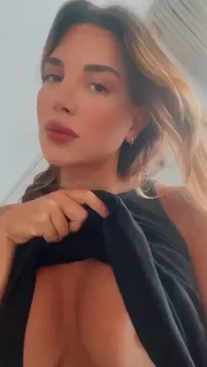 Heyyy should i do a livestream this friday at 00 00 gmt 1 