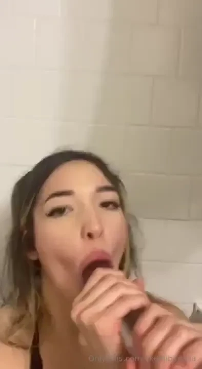 Im such a slut for deepthroat you can also unlock all these videos by 