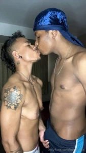 Oliver pussy always taste good and you know i had to nut in him
