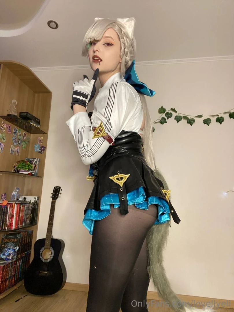 Just a little sneak peek want to see more 