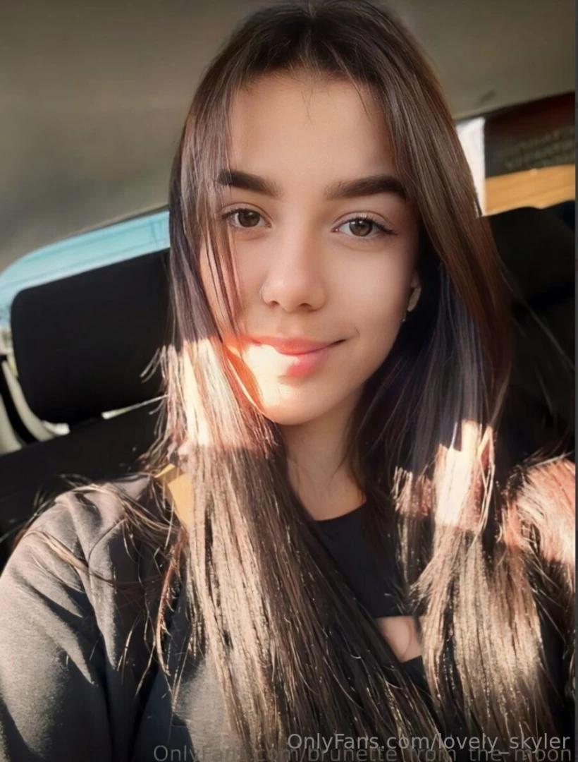 Brunette_from_the_moon is wet right now brunette_from_the_moon she part 246 