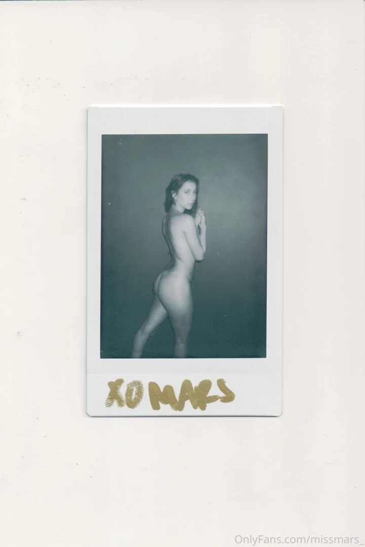 Happy friday babes quick question have you ever used the live stream 