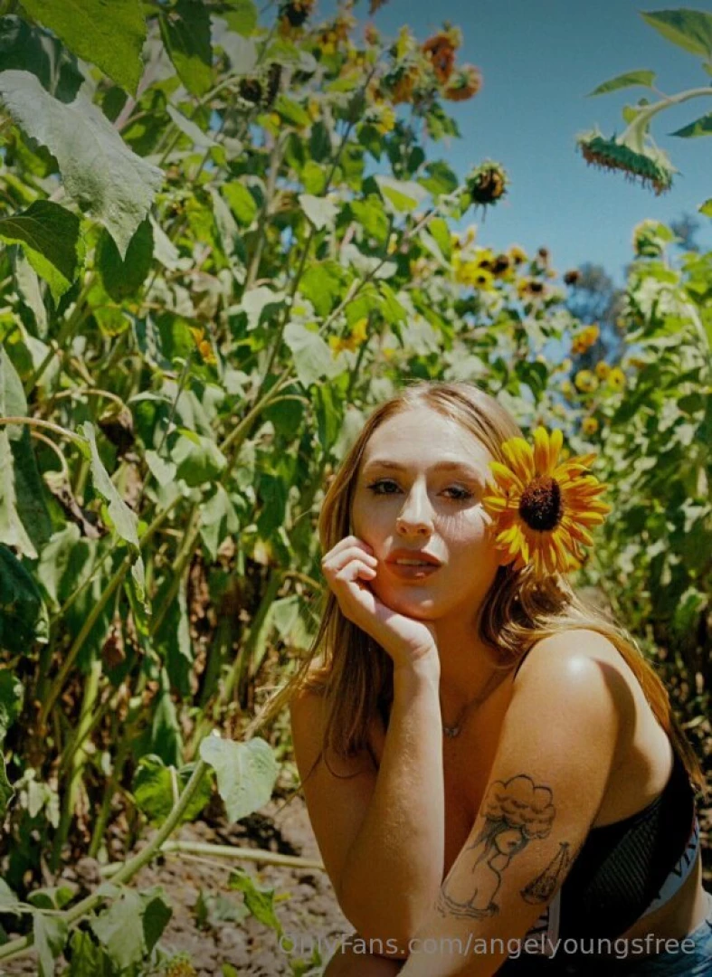 Wishing you all the very best day 