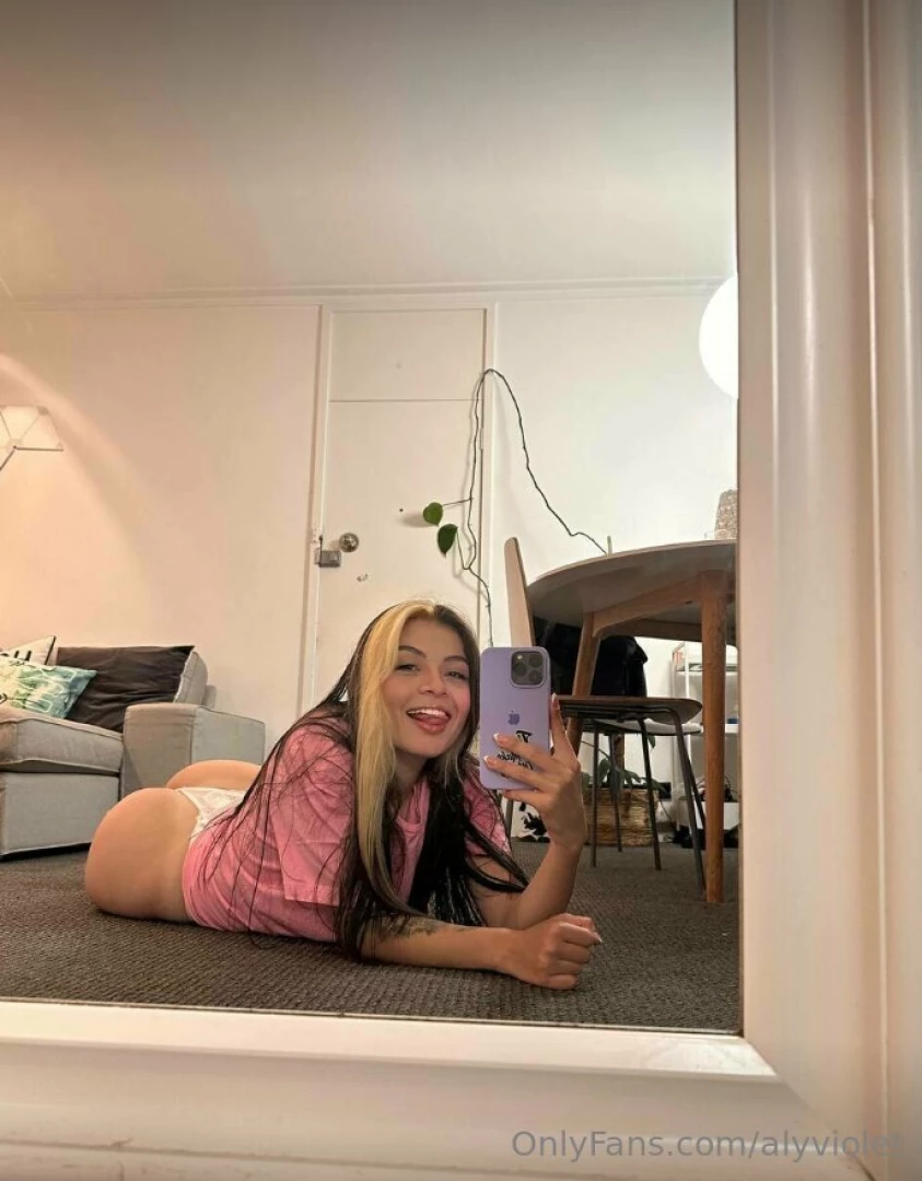 Your peach is waiting for you 