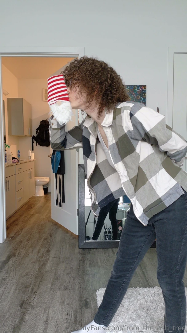 My guitar gnome got to make a cameo on this one 