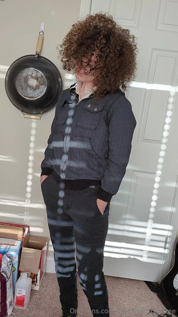 Hey all here s the full set of pics from earlier today with a little part 16 