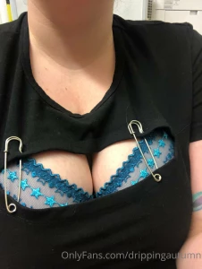 I love this lil window my top has i wonder how many guys steal a peek