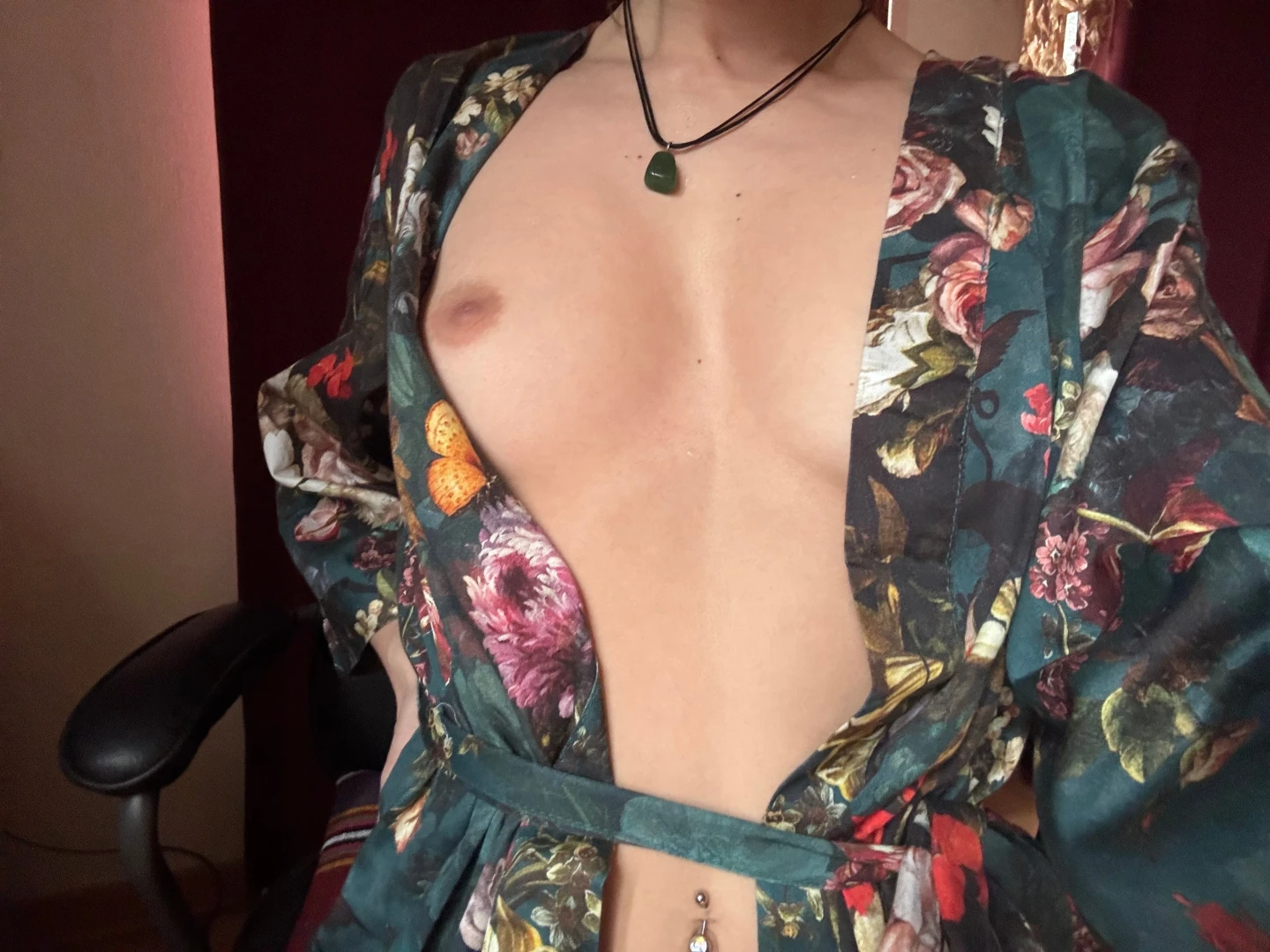 You get to play with the upper or the lower half what do you choose 