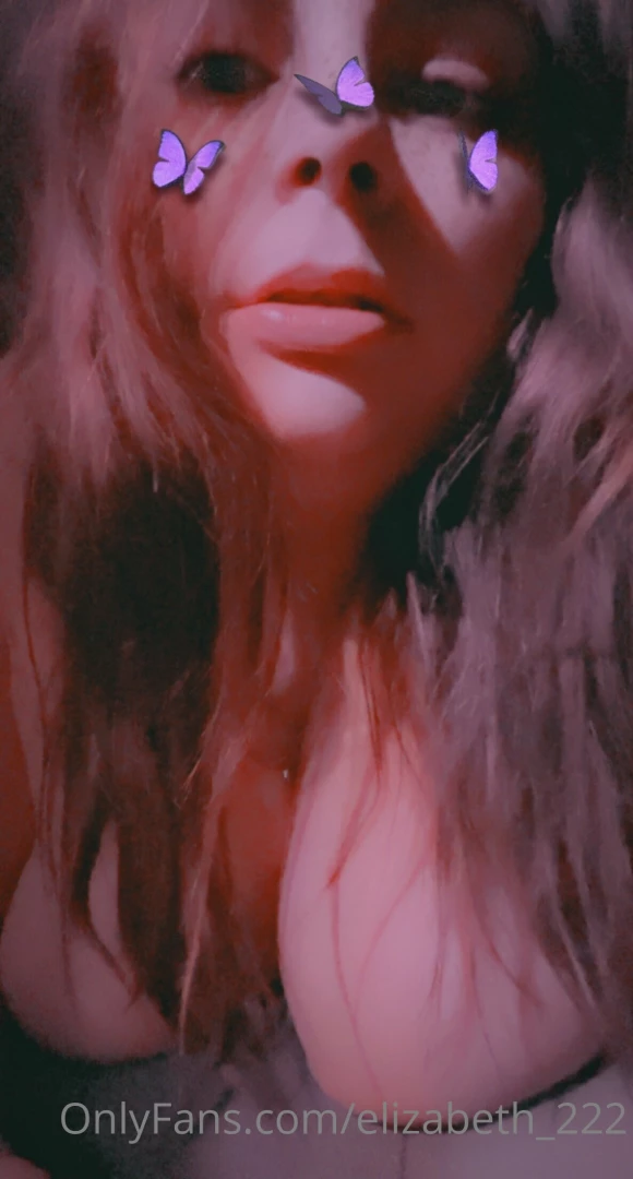 Late night feeling so horny wish you were fucking me 