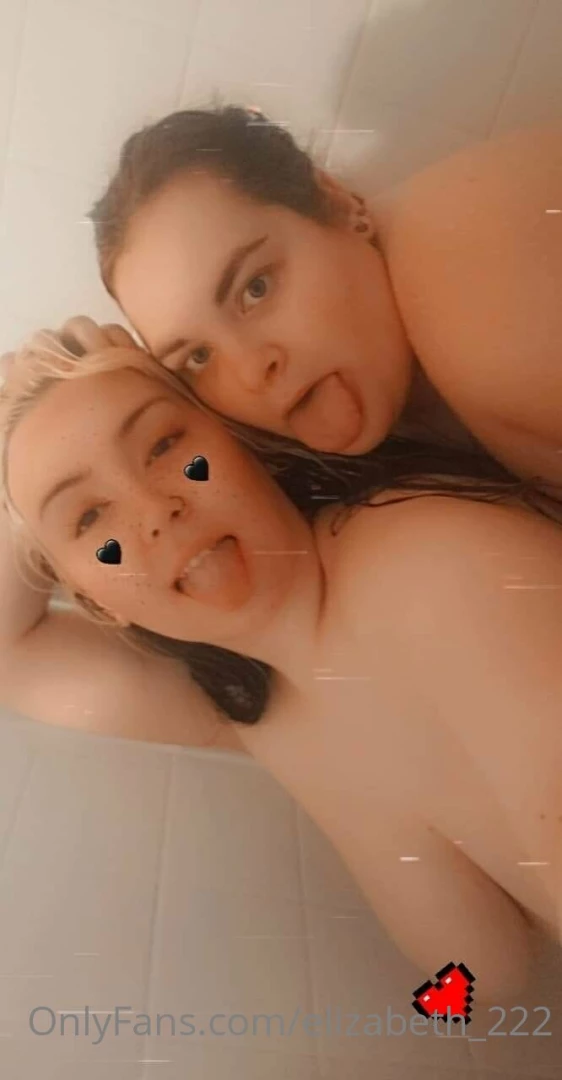 Look how cute we are in the shower duchesshoney2022 part 1 