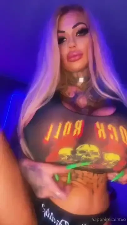 Daddy i love it when you treat me like a dumb slut 