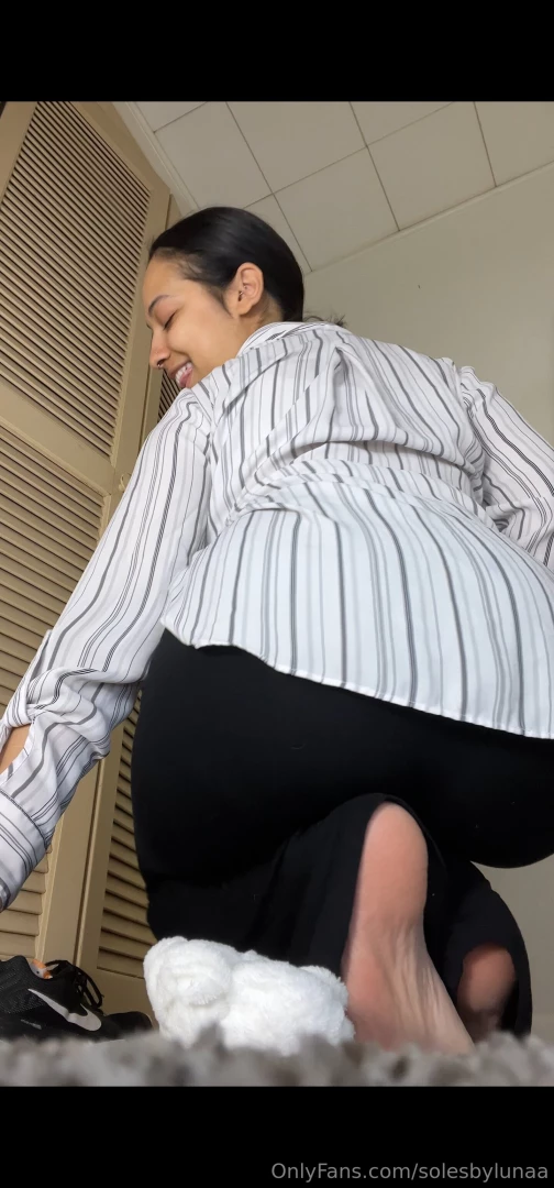 Giantess butt crush joi crushing you under my soft brown latina sole part 2 