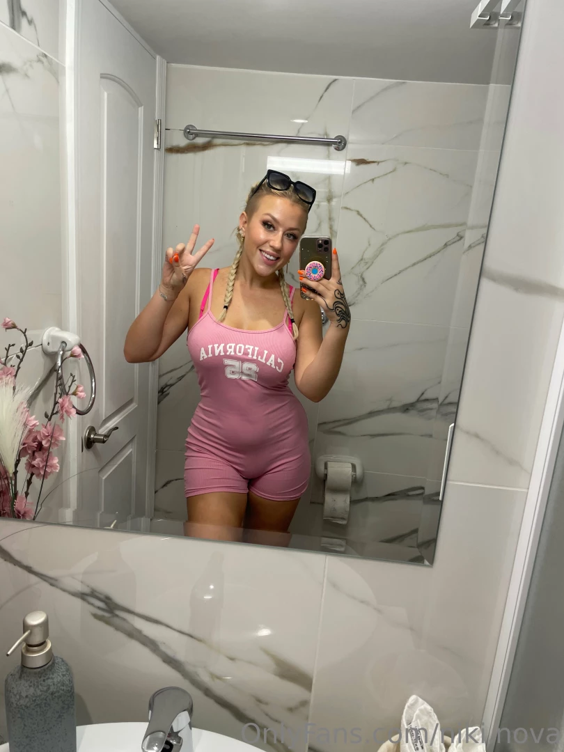 Girlstrip in throdos swipe nach links um mehr zu sehen ich erz hle dir part 2 