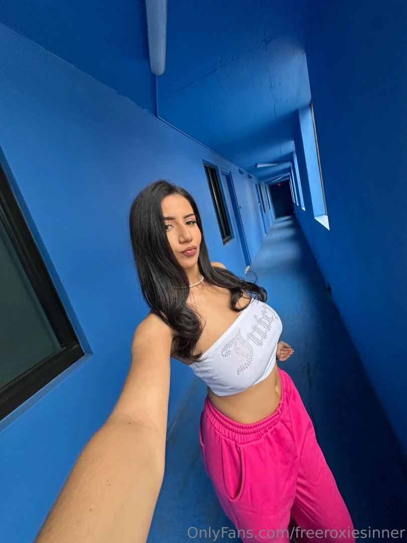 Spend a horny morning with me at https onlyfans com theroxiesinner c3 