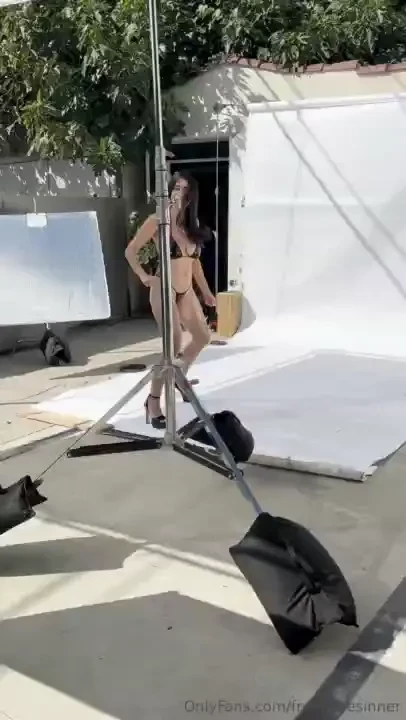 Just a sneak peek at my fabulous life sub to https onlyfans com 