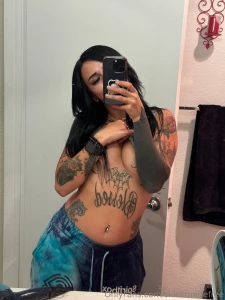 I reply to every message on onlyfans com skiesmarie