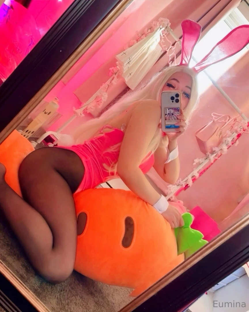 Bunny girl more pics on my insta btw eumina_ 