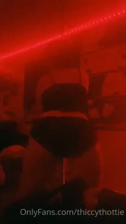 In a silly goofy mood tonight 3 to thiccythotty on cash app for a gift 