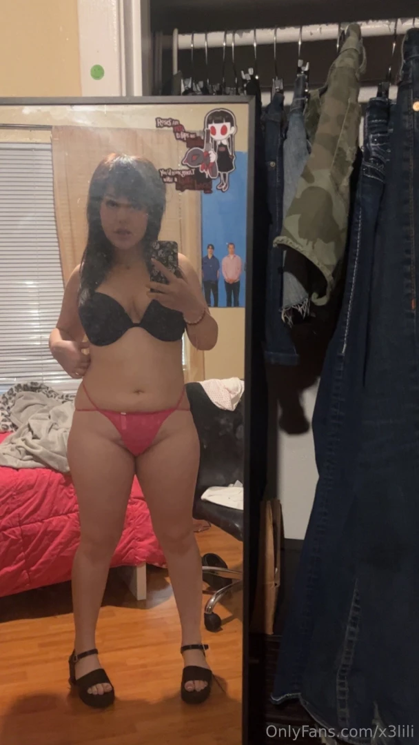 Hehe took these randomly cuz i still had my heels on still thought i 