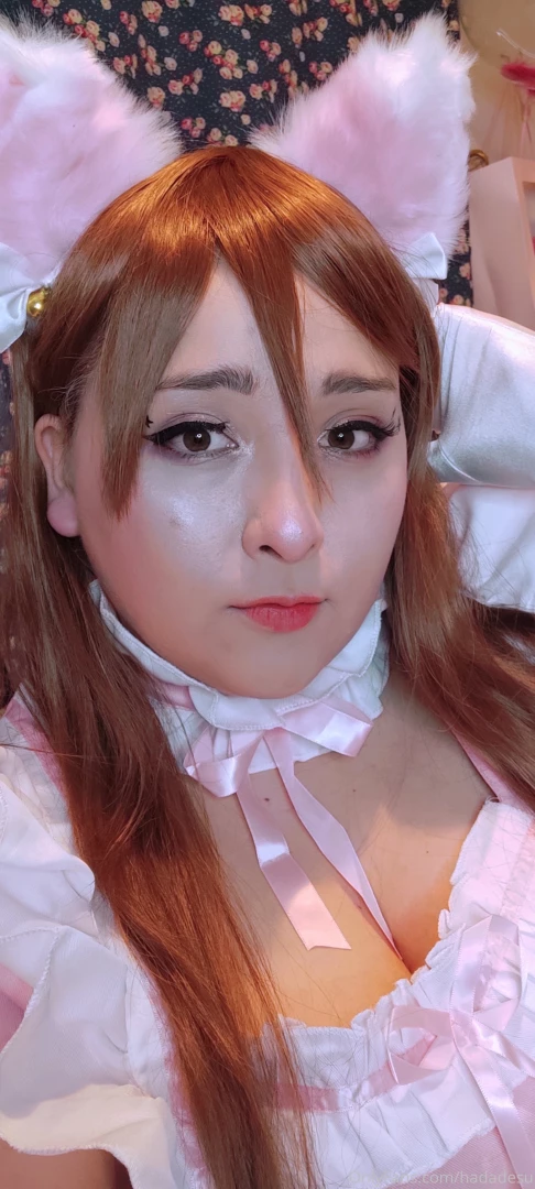 C mo va su d a tesoritos espero que muy bien uwu les mando besitos part 10 