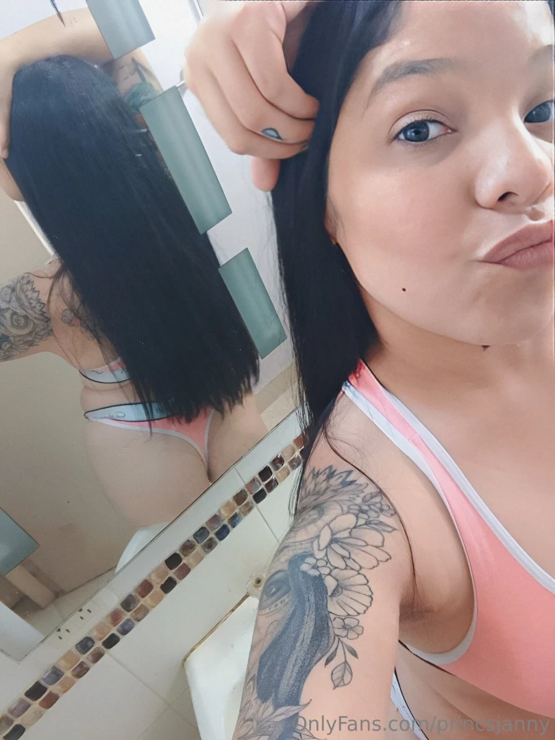 Strip me naked and take what s yours daddy i m ready desn dame y toma 