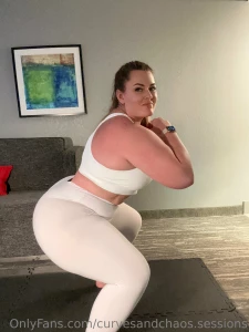 How many of you simps would love to be my personal assistant job