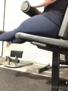 Workout of the day legs 45 mins total barbell squats deep - 3 sets of