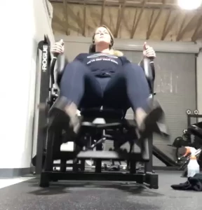 Workout of the day legs 45 mins total barbell squats deep - 3 sets of part 2