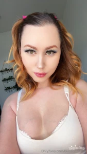 Slutty girl next door blossombratt