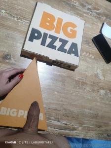 Una porci n de pija pizza part 3