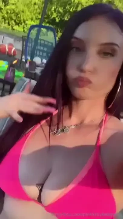 I love getting sexy for the pool 