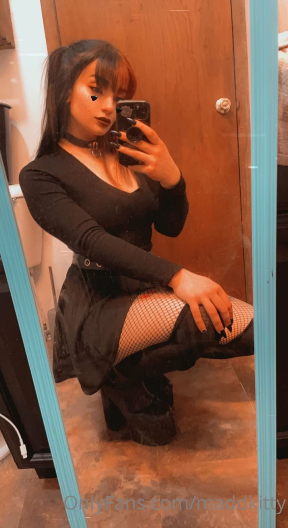 Goth milf monday 