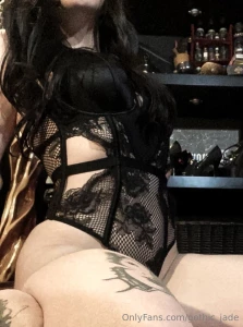 Are you pulling out or just giving me a creampie goth girls do it best