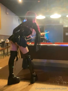 How do you make pool table cry you break it s balls showing off my lil part 2