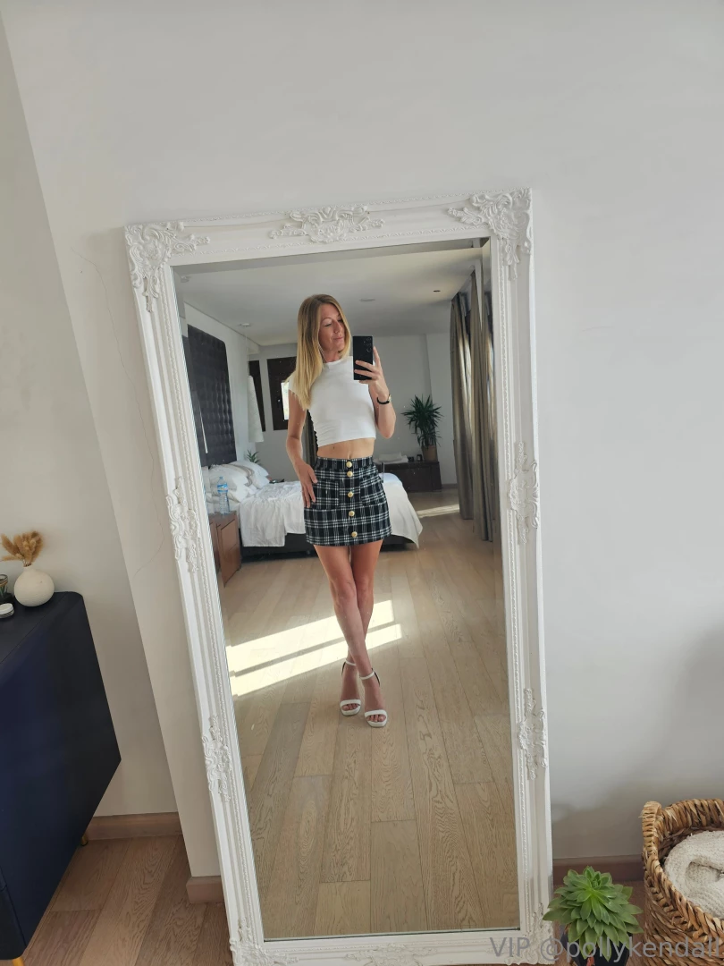 What s your favourite outfit on me skirts dresses or shorts maybe 